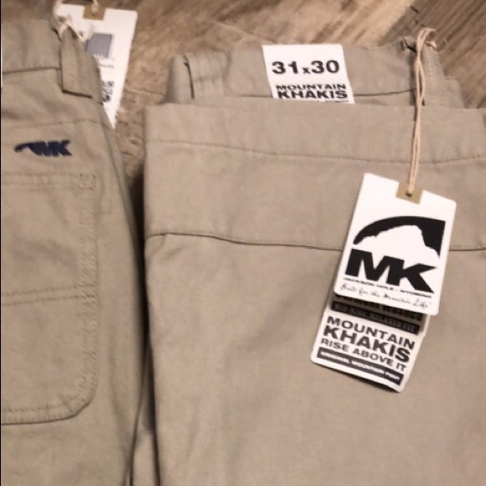 Mountain khaki